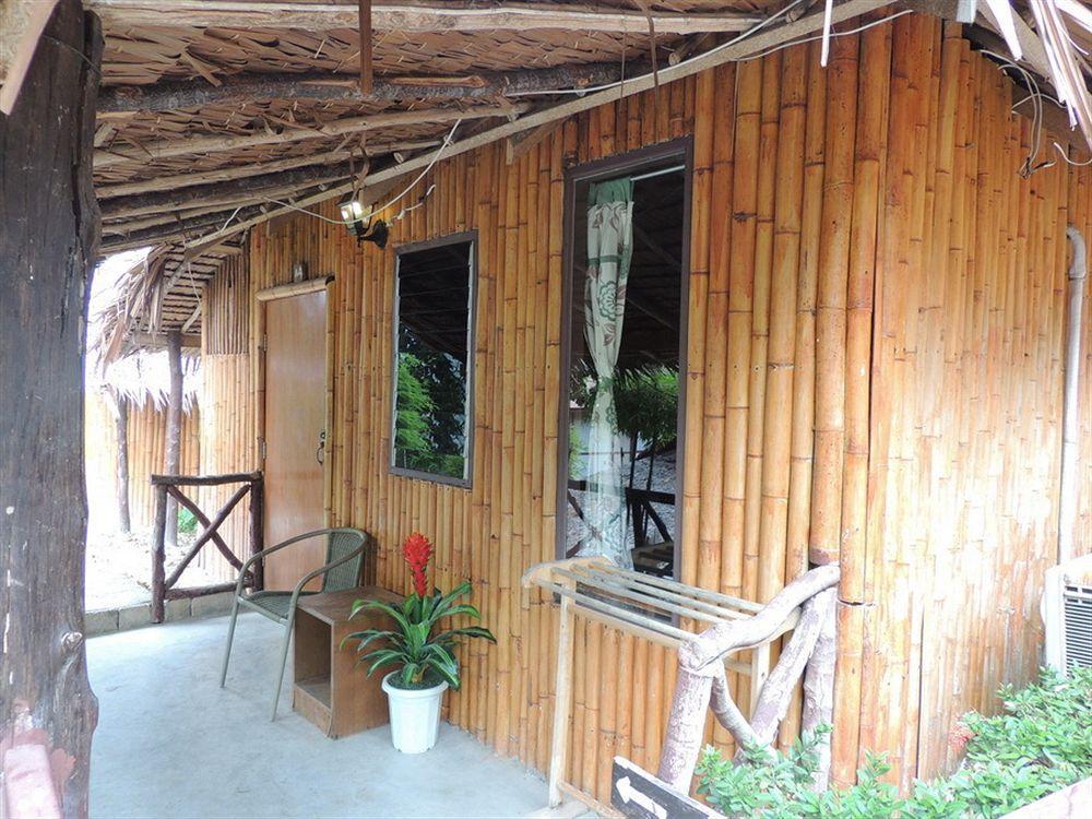 Bamboo Mountain View Phi Phi Resort Exterior foto